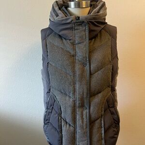 Women's Charcoal Quilted Vest